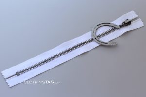 Metal-Zipper-Pulls-904